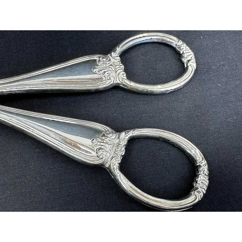 Gorham Heritage Silverplate Antique Salad Pastry Serving Tongs 10.75